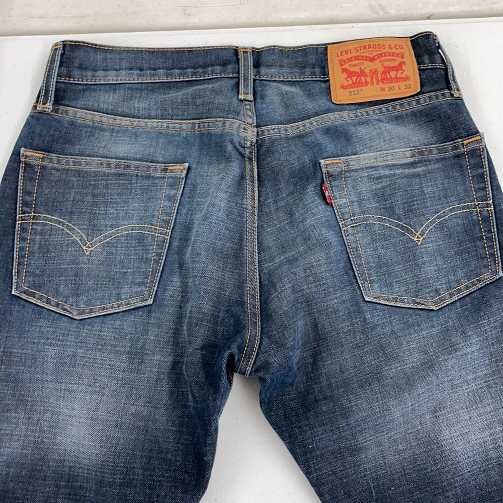 Mens Levi’s 513 dark wash W30 L32